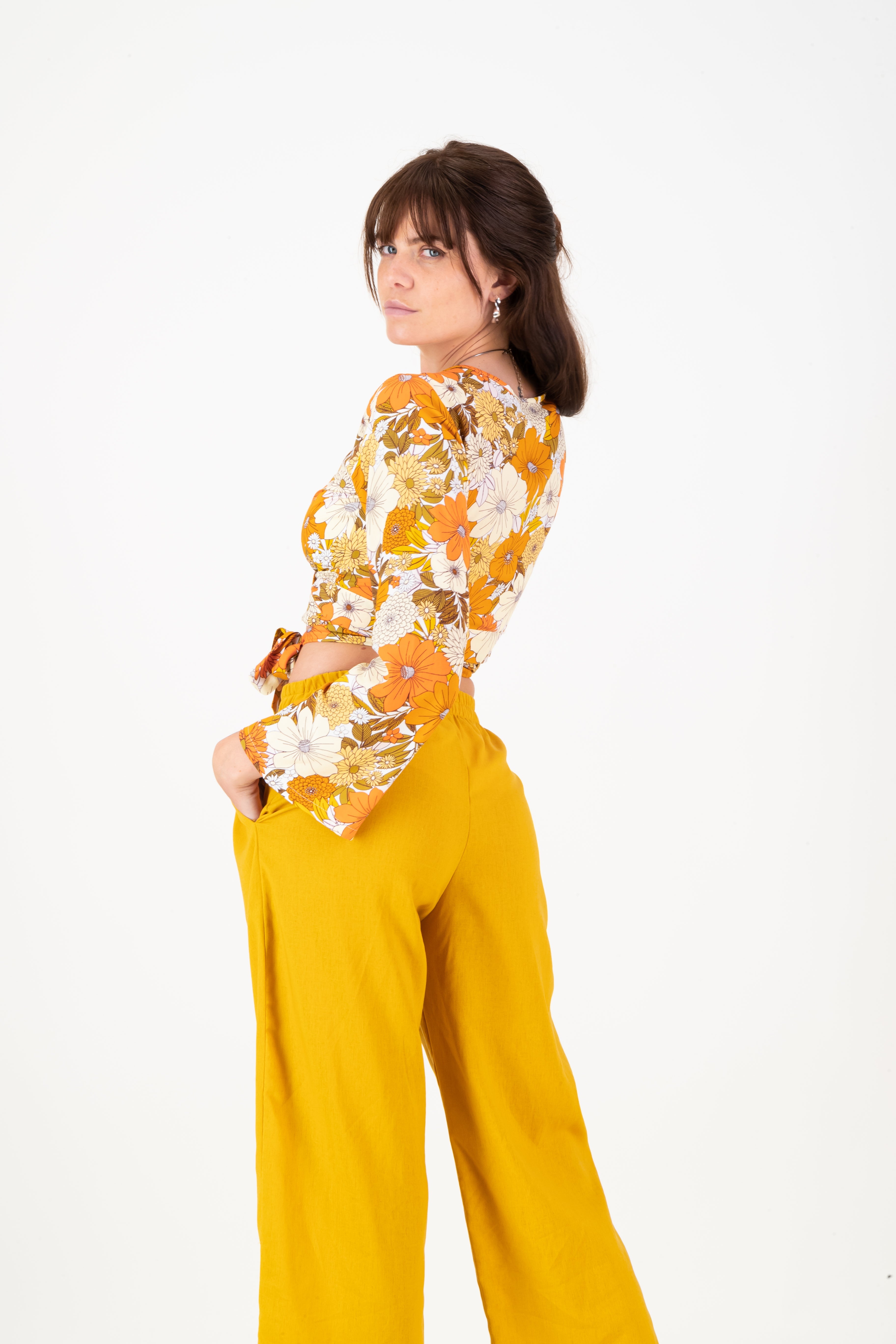 Erica Wrap Top- 60s Floral