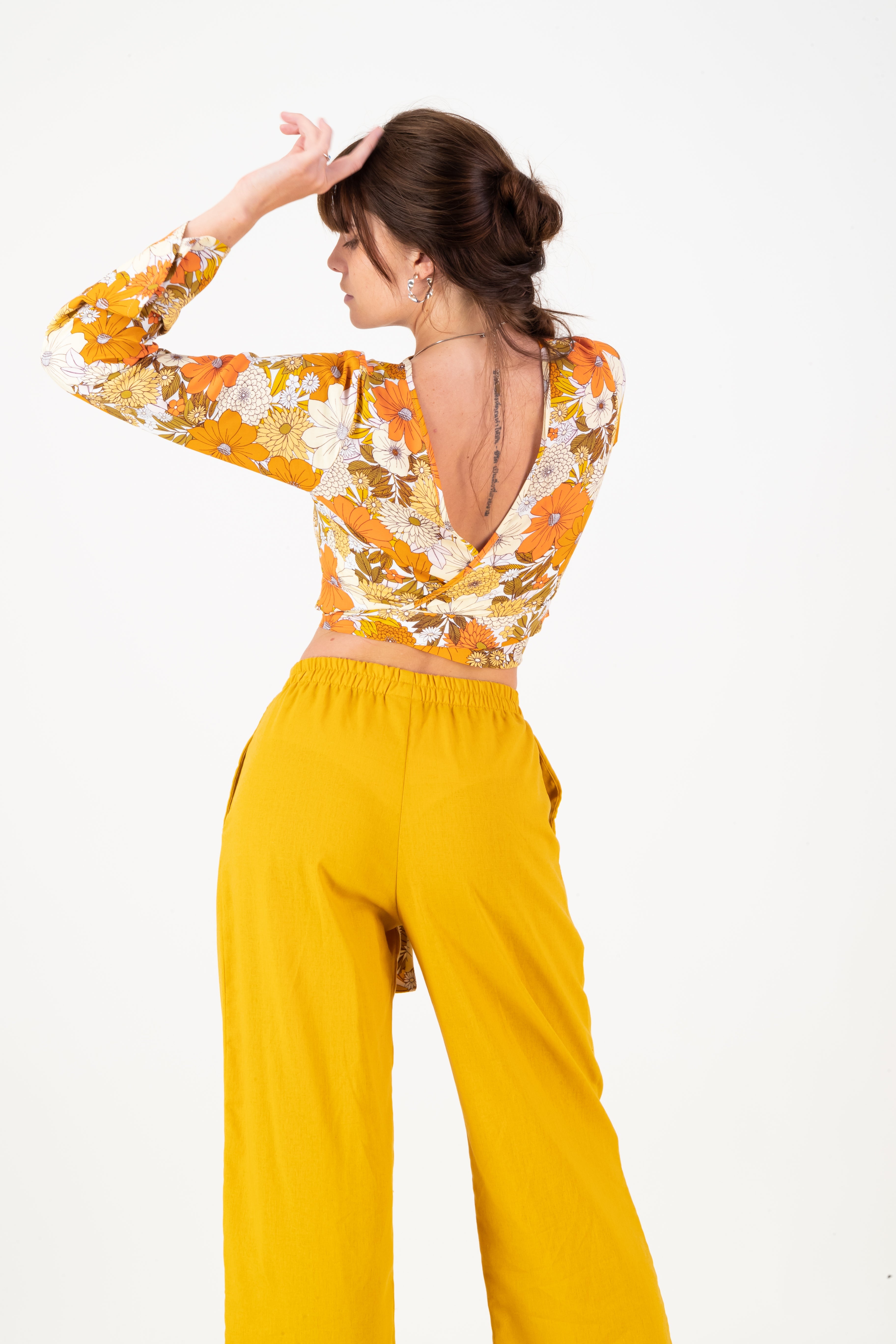 Erica Wrap Top- 60s Floral
